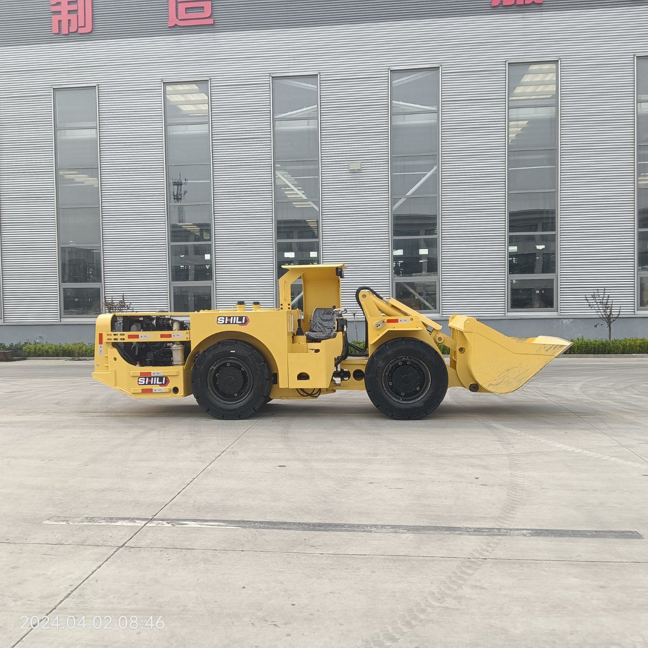 OEM/factory/manufacturer sales price robust/durable/premium 1CBM/2TON diesel scooptram/LHD/underground loader/scraper with 78HP engine/low profile cab/highly wearing resistance bucket